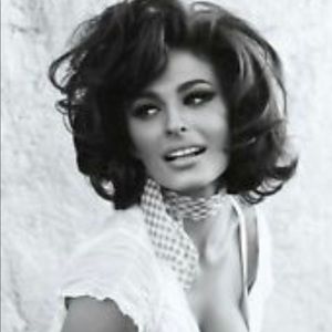 Meet your Posher, Sophia